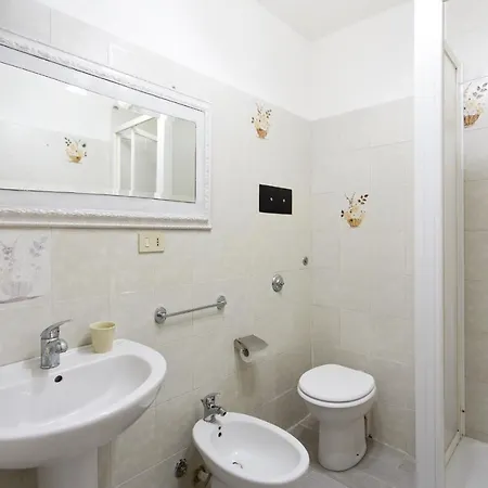 Bonello Cathedral Apartment *